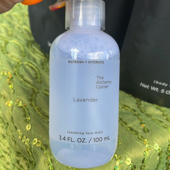 Relax & restore, Exfoliate and nourish, refresh and hydrate. Express. Brand New - Picture 2 of 7